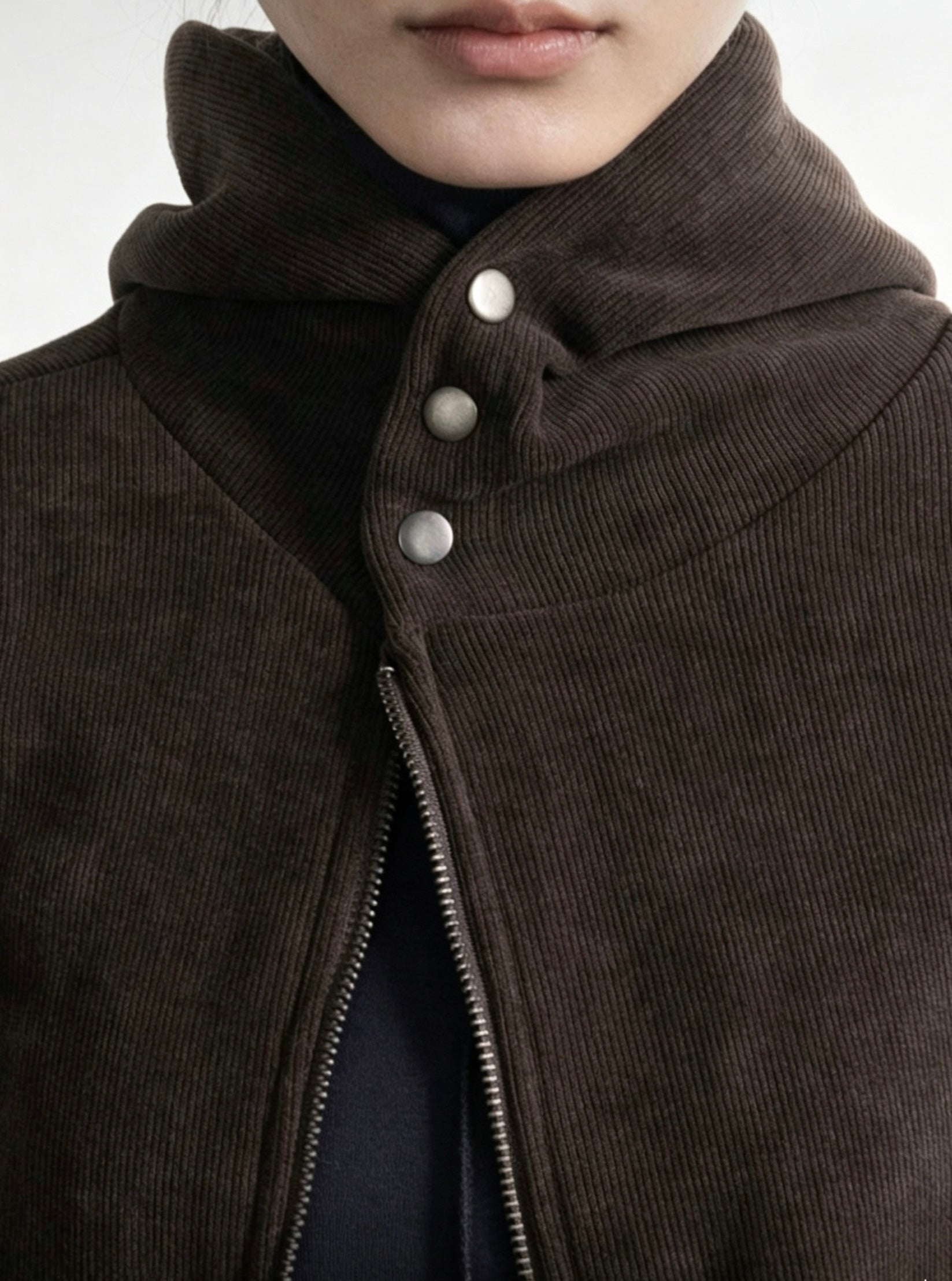 Antique Hooded Zip-up