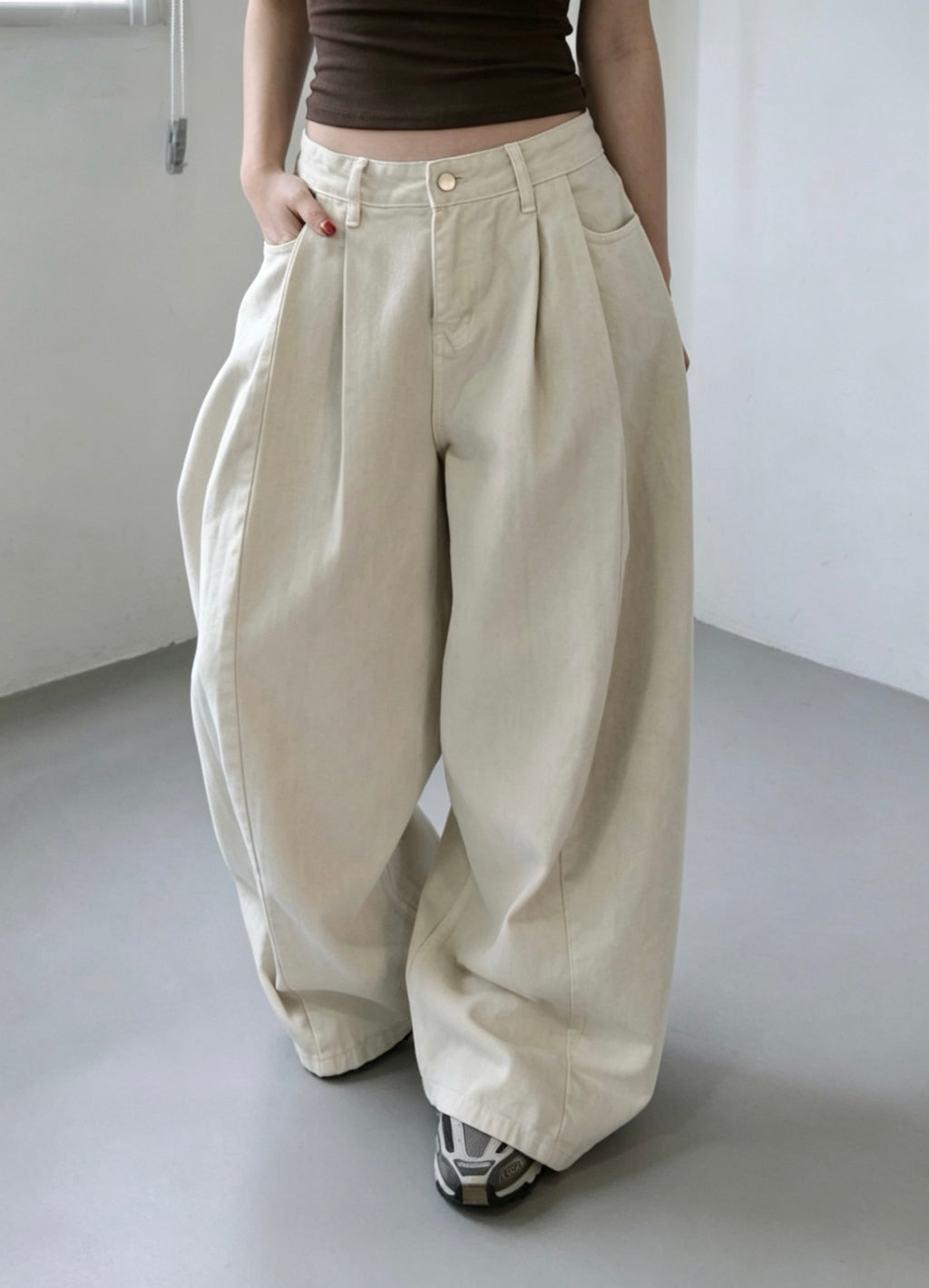 Wide Pintuck Denim Jeans