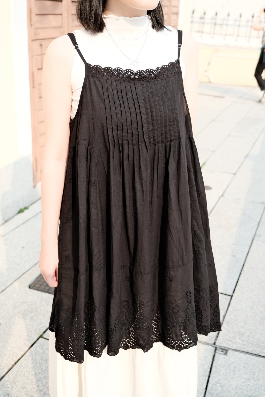 Soft Lace Layered Sleeveless Dress
