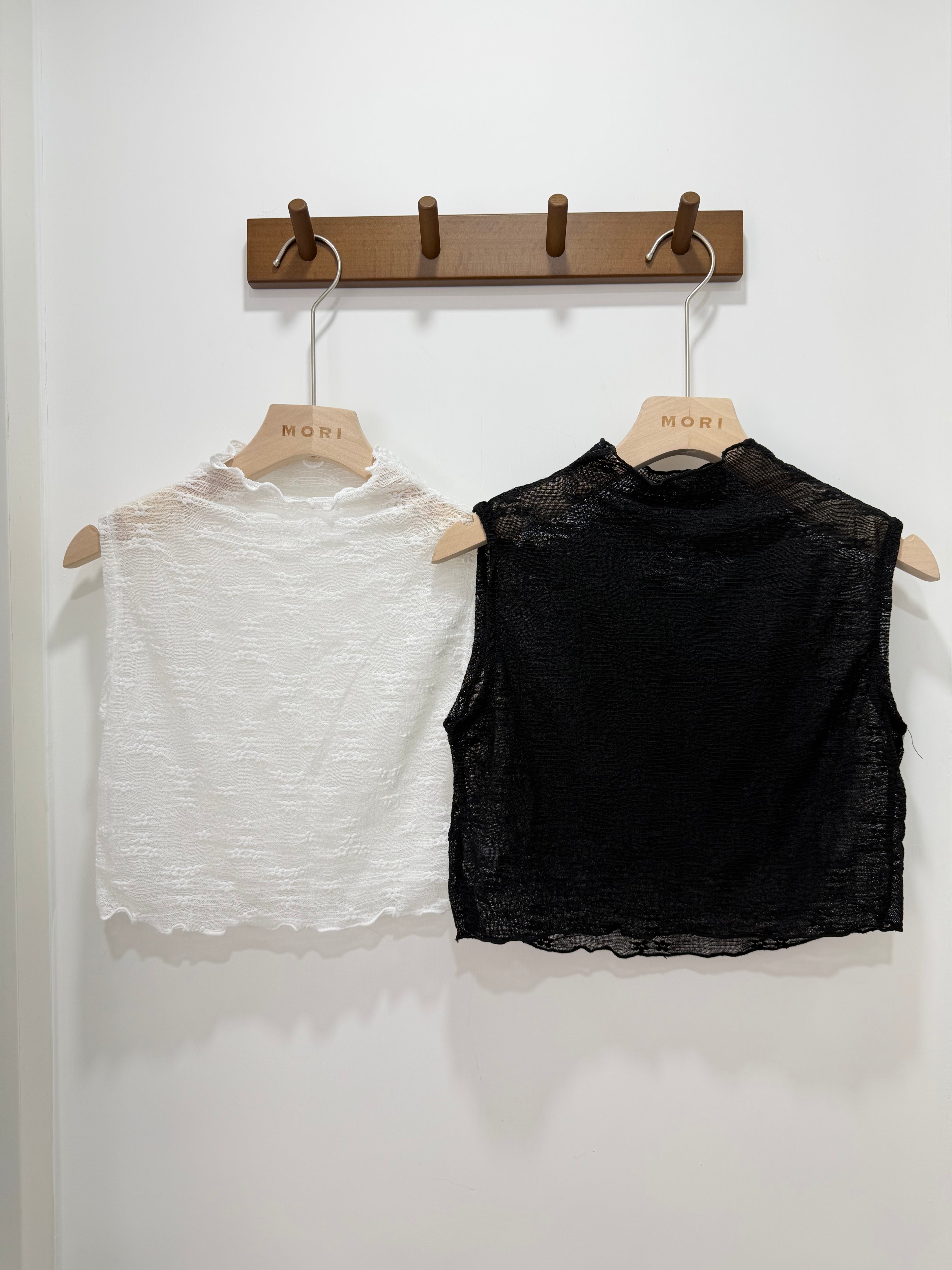 Lace Sleeveless Top
